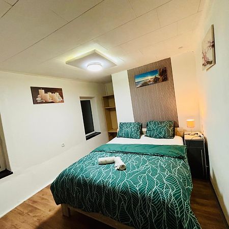 Cozy&Calm Room With Ensuite Heers Eksteriør bilde