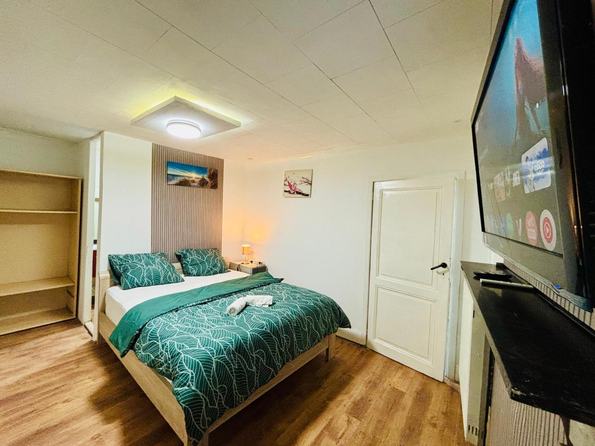 Cozy&Calm Room With Ensuite Heers Eksteriør bilde